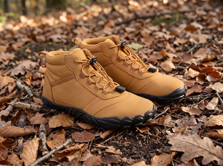HeatGround beiges sur des feuilles d’automne